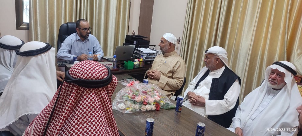 مديرية عمل خانيونس تستقبل وفدا من العشائر ولجان الإصلاح