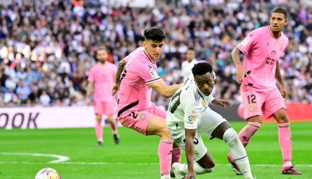  فينيسيوس يعيد ريال مدريد لسكة الانتصارات