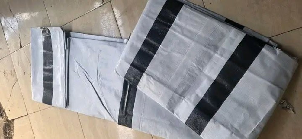 الاقتصاد تحرر محاضر ضبط بحق مخالفين لتسعيرة الشوادر في غزة