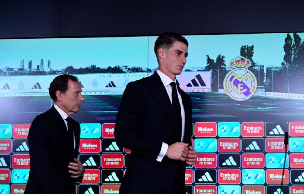 ريال مدريد يقدم حارس مرماه الجديد 