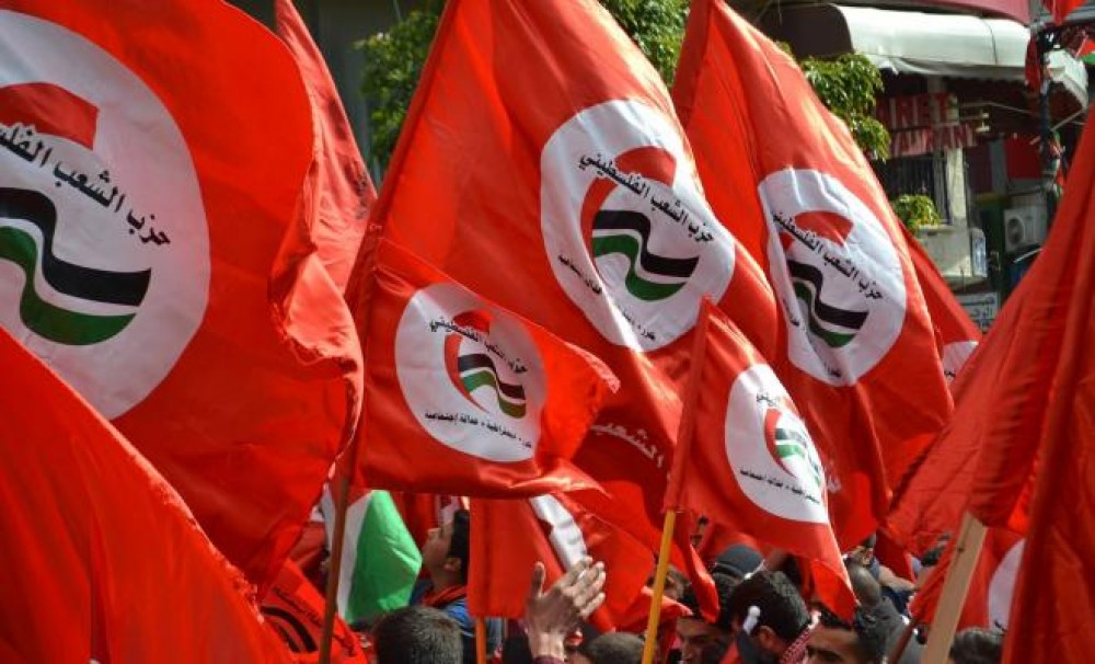 yMcaE