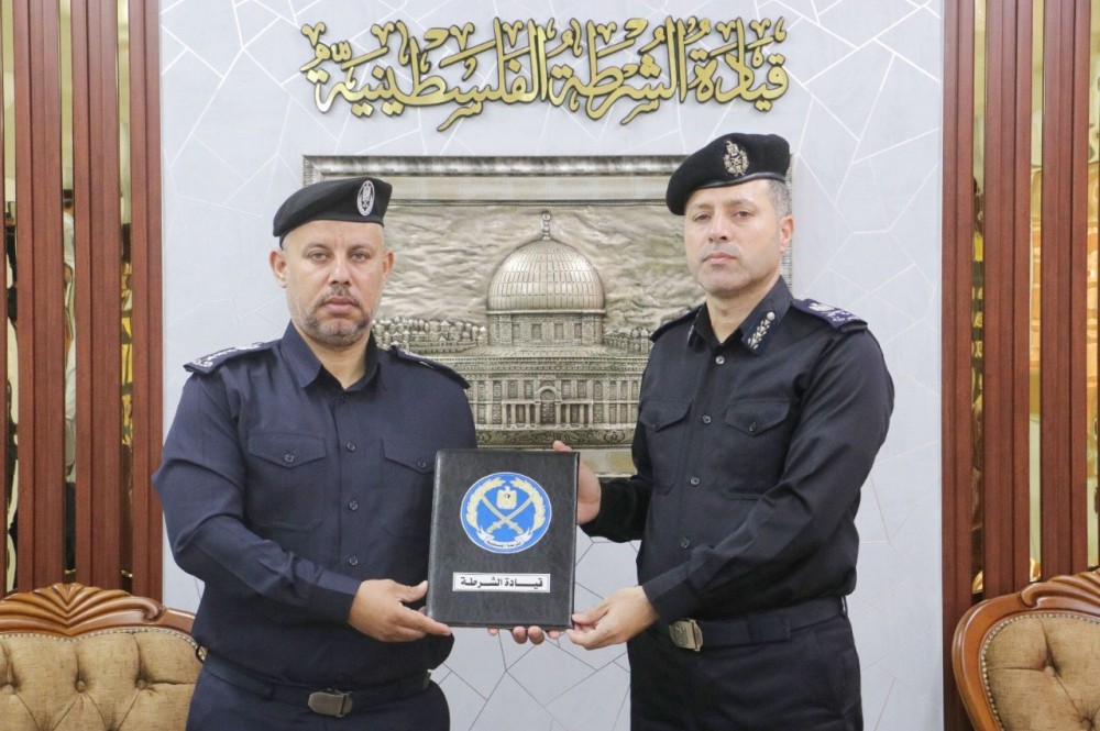 تعيين العميد 