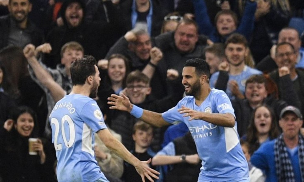 محرز يعيد مانشستر سيتي لصدارة الدوري الإنكليزي بثلاثية في برايتون