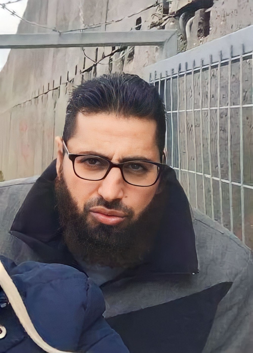 الأسير نايف غيظان يتمّ حفظ القرآن ويسرده بجلسة واحدة