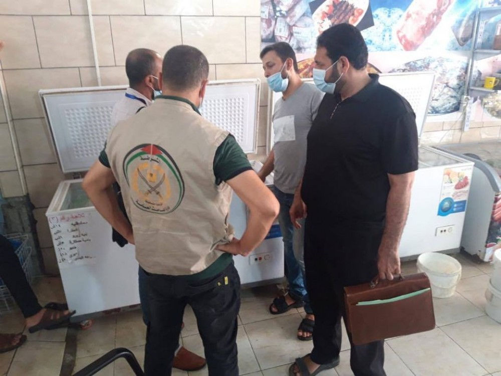 جانب من الجولات التفيشية لطواقم الوزارة 