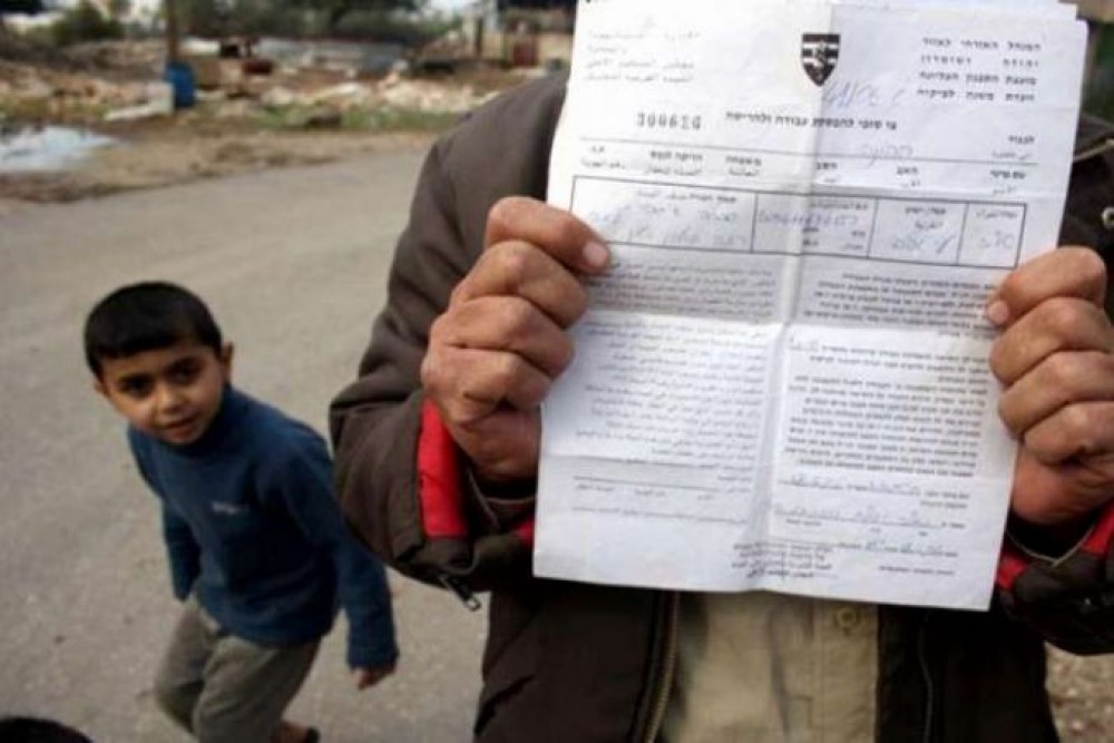 إخطارات بوقف البناء