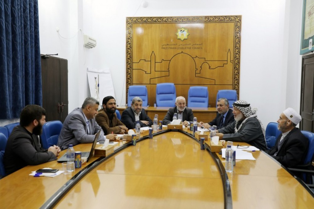 اللجنة القانونية بالتشريعي تعقد جلسة استماع لوكيل وزارة العدل