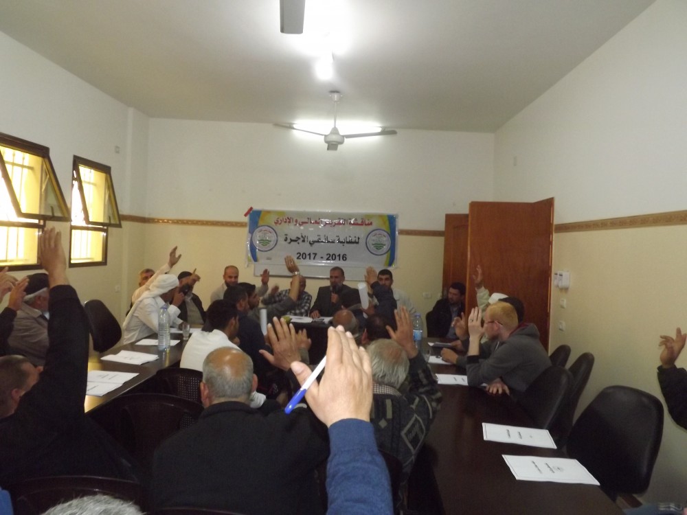 الجمعية العمومية للسائقين تصوت على الانضمام لتشكيل الاتحاد العام لنقابات عمال فلسطين