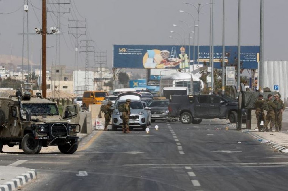 قوات الاحتلال تقتحم مخيم عقبة جبر جنوب غرب أريحا