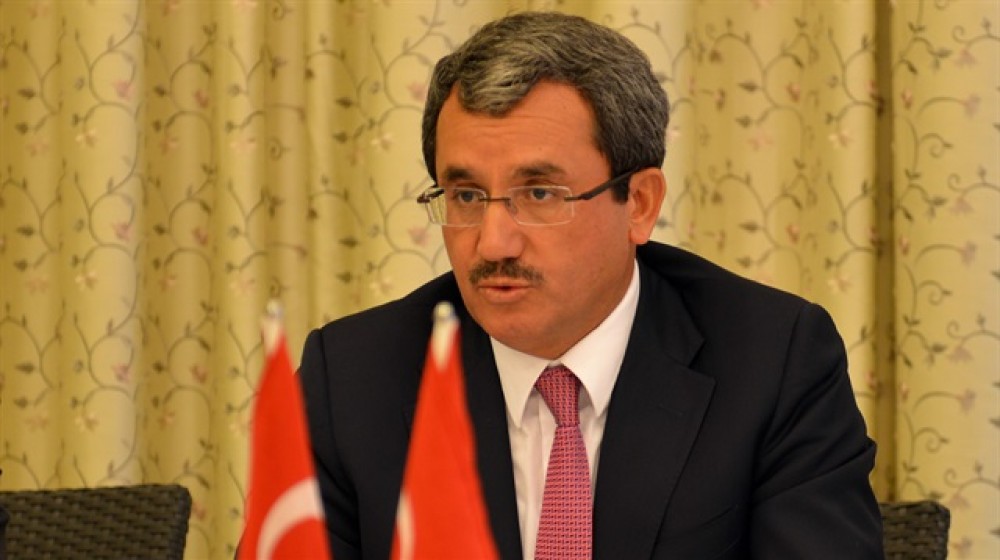 وزير الخارجية التركي أحمد يلدز