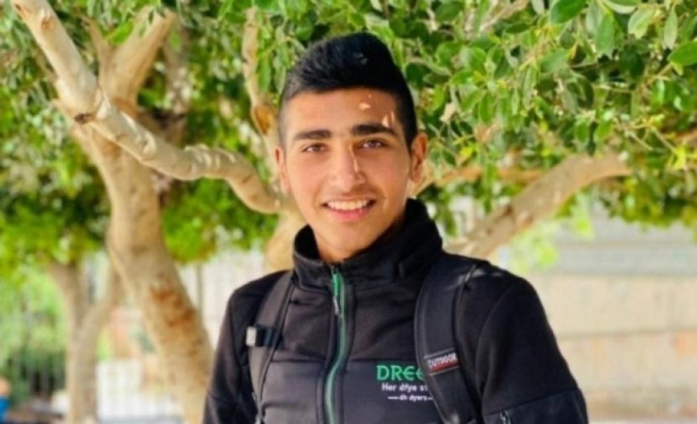 الاحتلال يسلم جثمان الشهيد محمد ماهر تركمان ودفنه بإجراءات مشددة