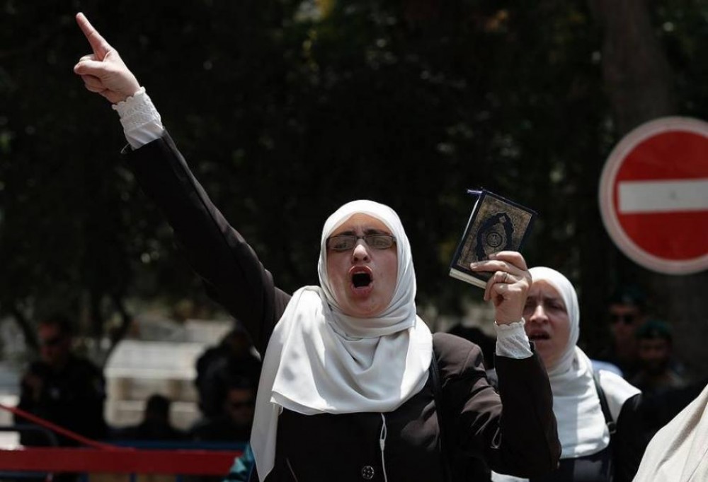 المرابطة المقدسية هنادي الحلواني