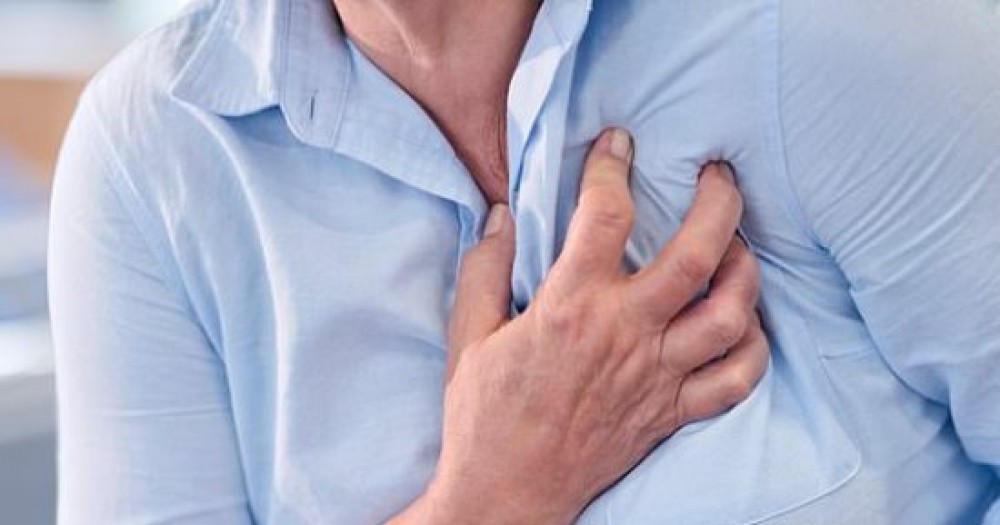 4 علامات تحذيرية تدل على الإصابة بمرض القلب