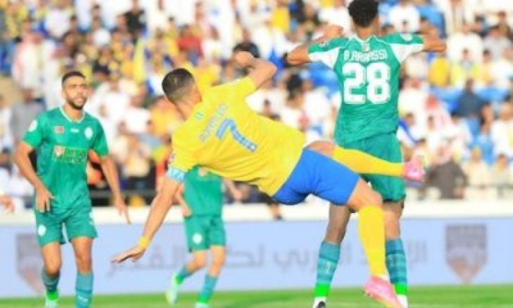 رونالدو يقود النصر للفوز على الرجاء المغربي