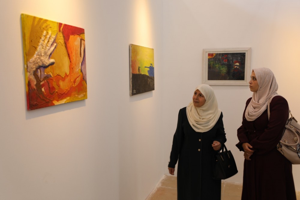 هارون تدعو لتفعيل قضية الأسيرات وإنقاذ حياة 