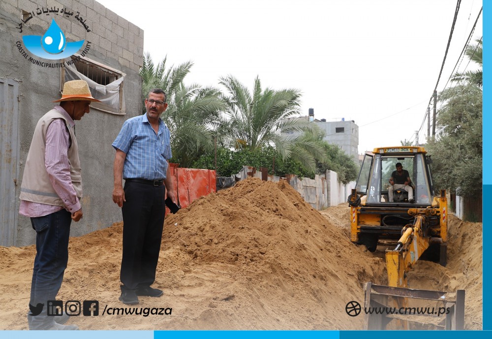 البدء بإنشاء شبكات صرف صحي بمناطق متفرقة من النصيرات