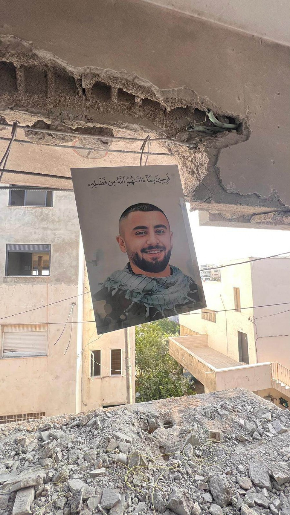 جانب من هدم المنزل 