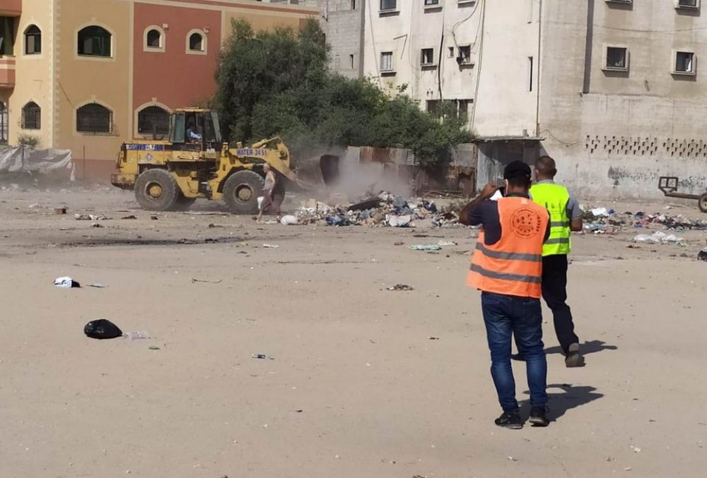 بلدية النصيرات تنفذ حملة توعية في مخيم2