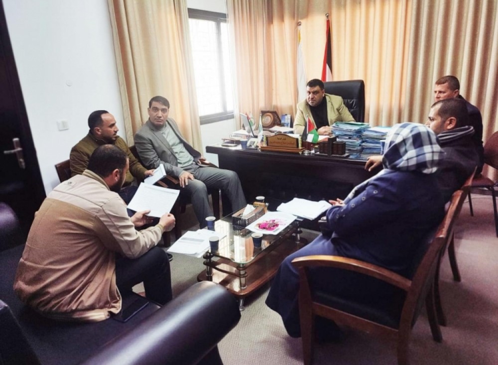 النيابة العامة والأشغال يناقشان قضايا الشقق السكنية