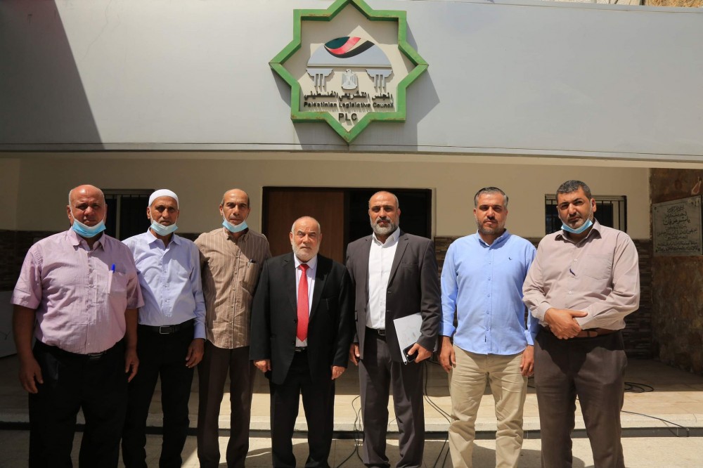 5a8ba1ca-526d-4dde-a6ec-54e29f9cae3a