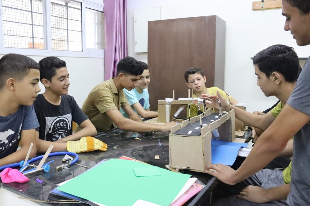 وزارة التعليم تُنفذ مشروع أندية المدرسة الصيفية STEM