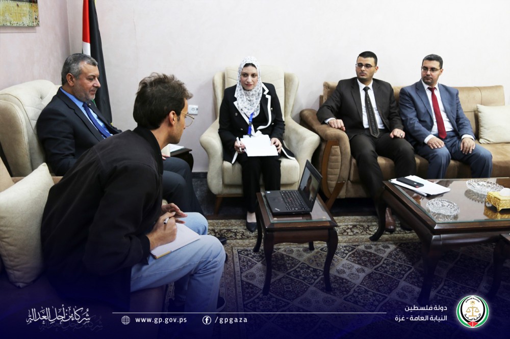 النائب العام يناقش واقع حقوق الإنسان والحريات في قطاع غزة