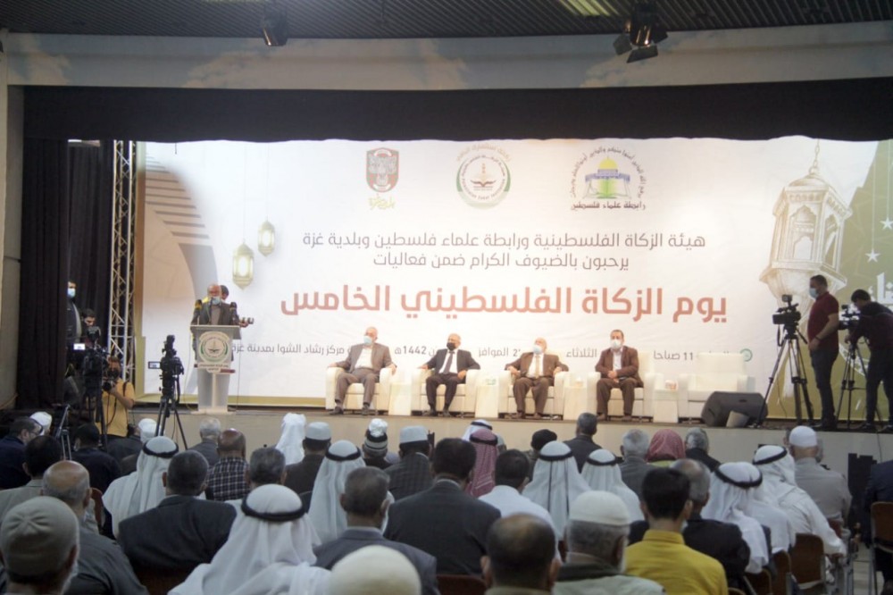 جانب من فعاليات يوم الزكاة الفلسطيني 