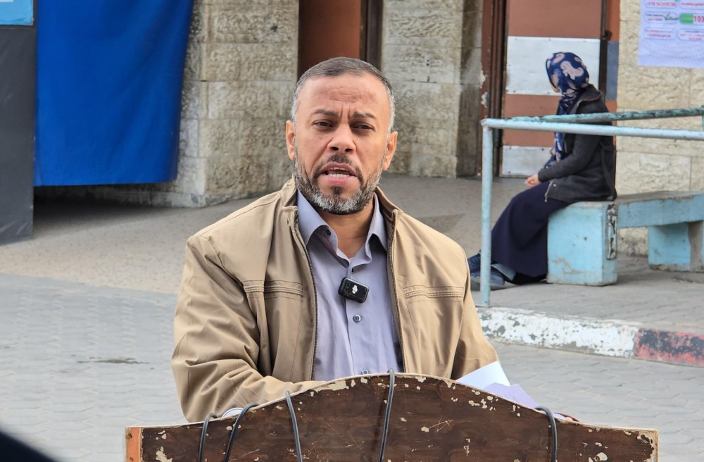 د. إسماعيل الثوابتة مدير عام المكتب الإعلامي الحكومي في مؤتمر صحفي