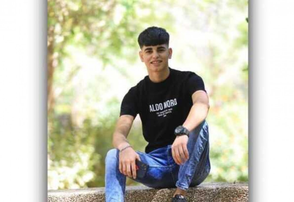 الشاب كرم أيمن دويكات