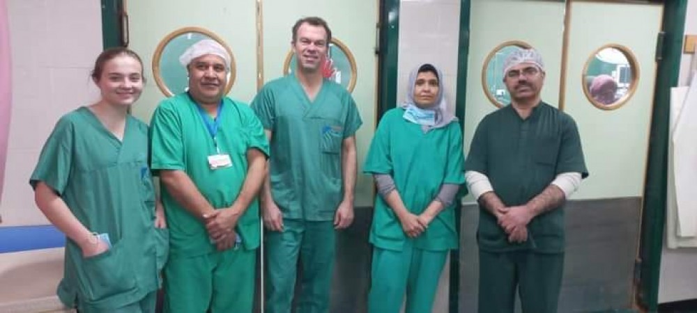  مجمع الشفاء يستقبل الوفد الطبي النرويجي المتخصص بجراحة 