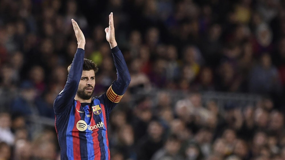  برشلونة يتصدر في ليلة وداع بيكيه