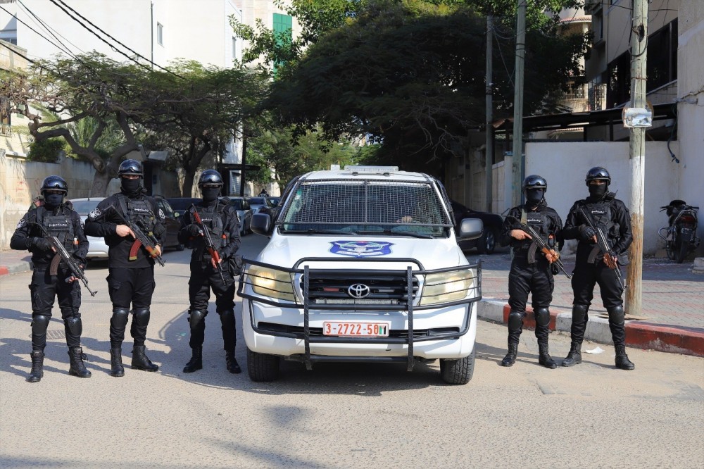 الداخلية تلقي القبض على سجين جنائي هارب