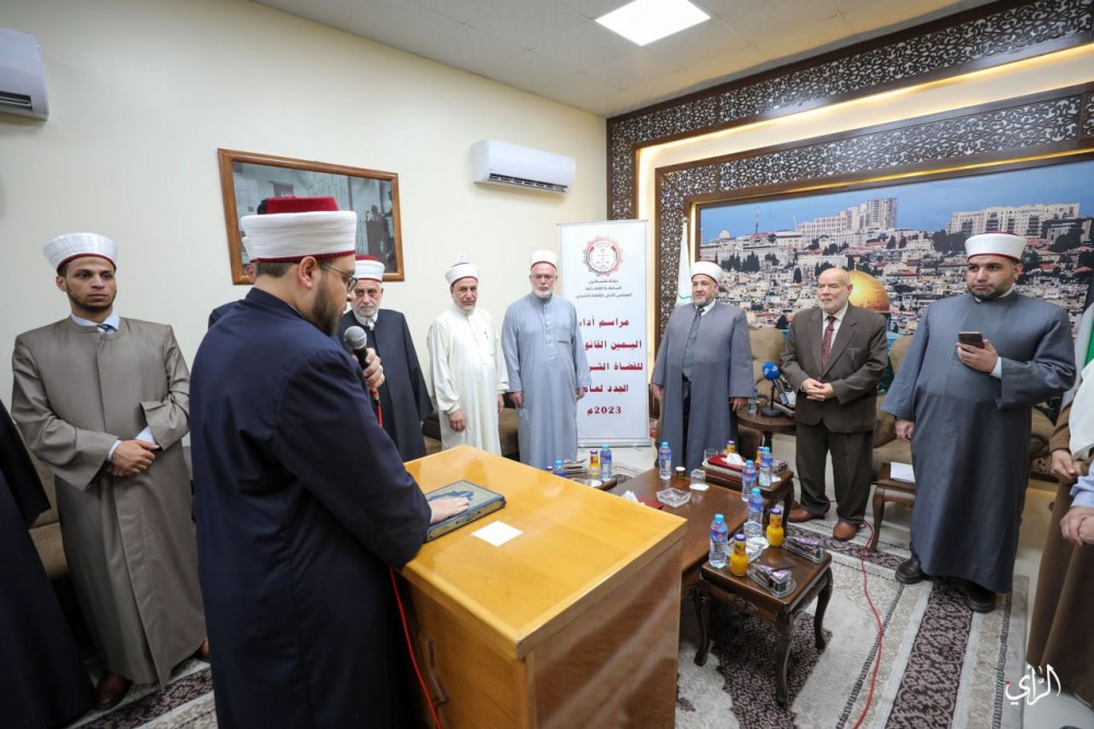 photo_6048539307393794612_y