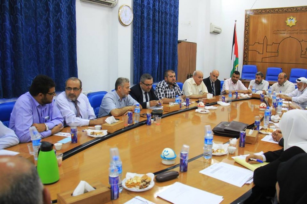 جلسة المجلس التشريعي مع وزارة الصحة