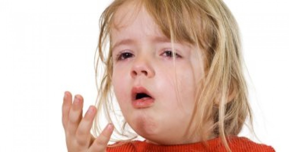 14 طريقة هتساعك على علاج السعال.. أبرزها تناول الكركم والنعناع