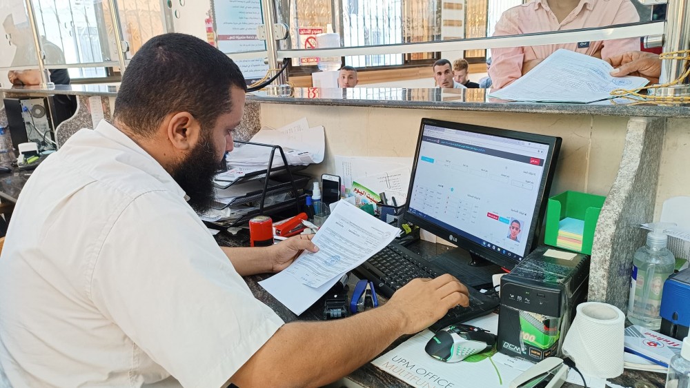 داخلية خانيونس تُنجز قُرابة 9 آلاف معاملة خلال سبتمبر