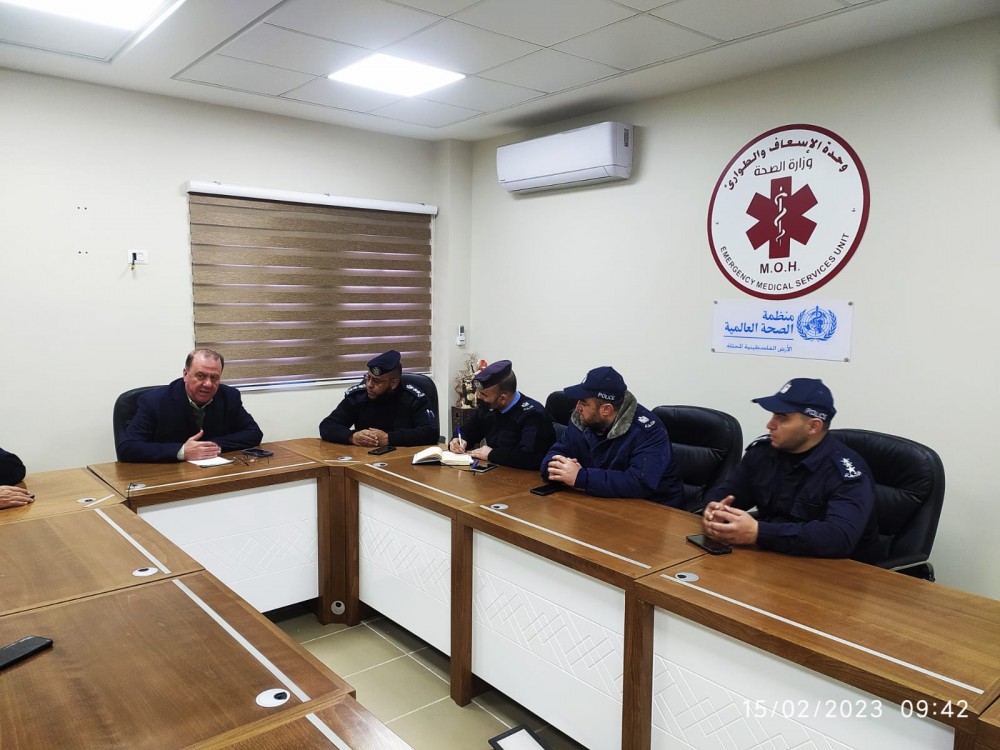 مدير وحدة الطوارئ يبحث تعزيز أمن مرافق وزارة الصحة