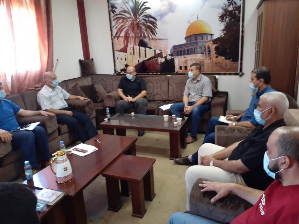  تعليم الوسطى تناقش آلية فتح المدارس مع قيادة شرطة المحافظة