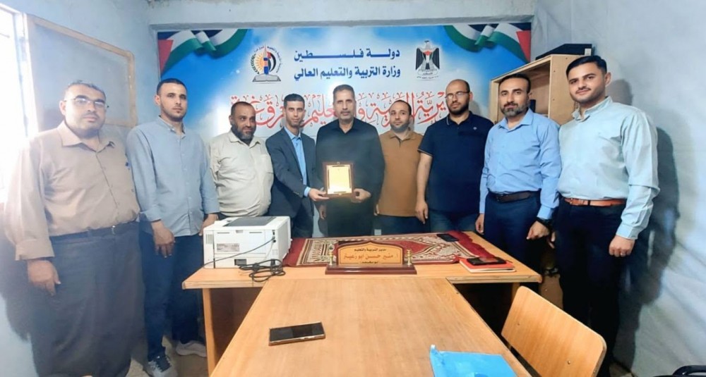 مديرية تعليم شرق غزة تستقبل وفداً من مدرسة إبداع بلا حدود