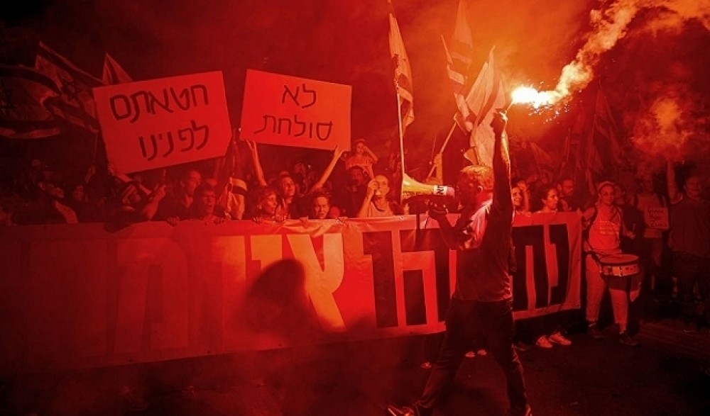 تجدد الاحتجاجات في تل أبيب وعشرات البلدات والمواقع