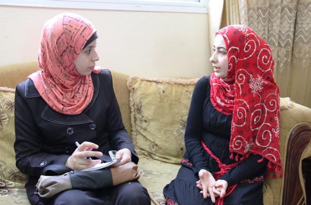 لقاء الزميلة آلاء الهمص بالمتفوقة 