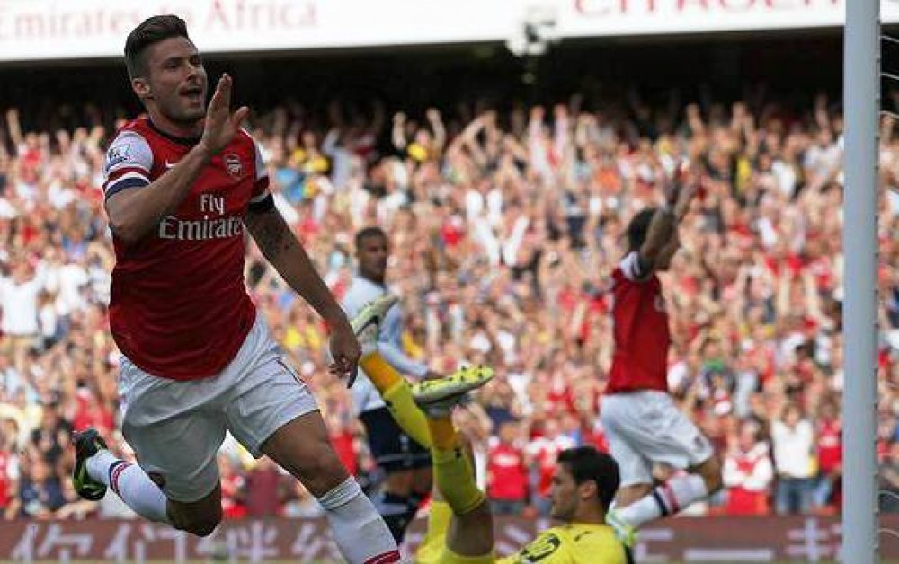 جيرو بعد تسجيله الهدف