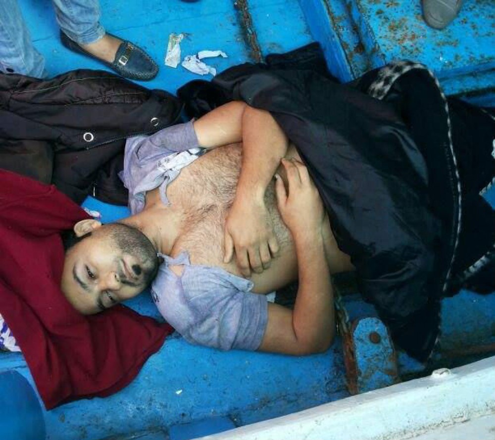 الشهيد اللاجئ الفلسطيني عمر دلول