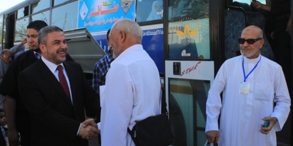 رضوان خلال استقباله للحجاج