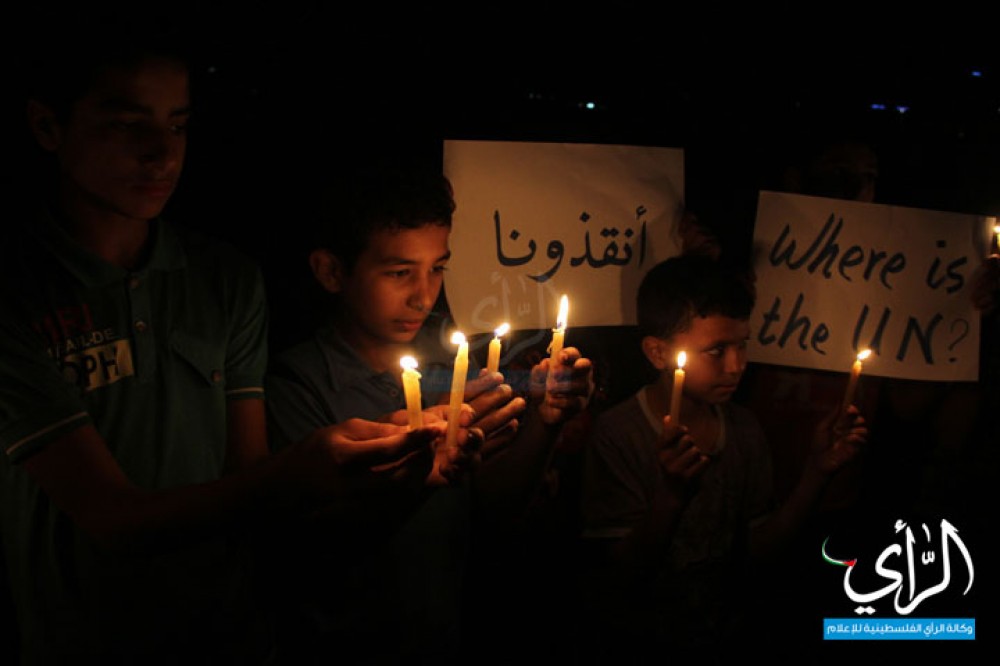 مسيرة شموع لأطفال غزة