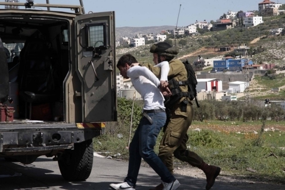 اعتقال فلسطينيين