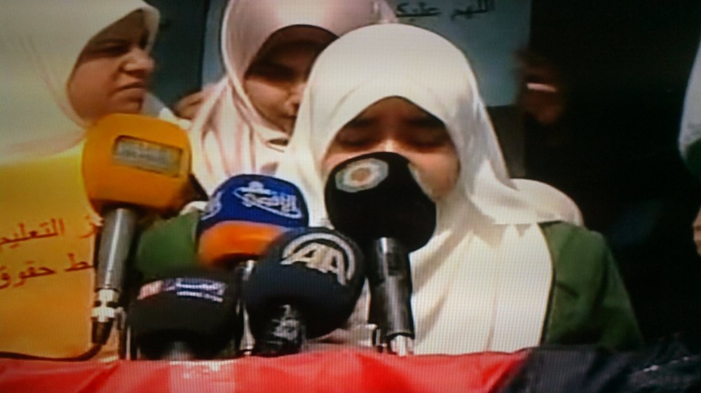 جانب من الوقفة النسوية