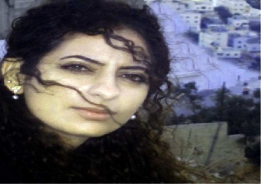 الصحفية مجدولين حسونة 