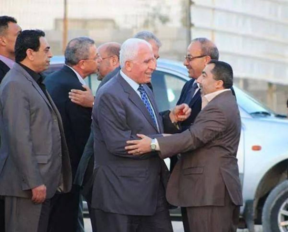 الأحمد لدى وصوله لغزة في زيارة سابقة 