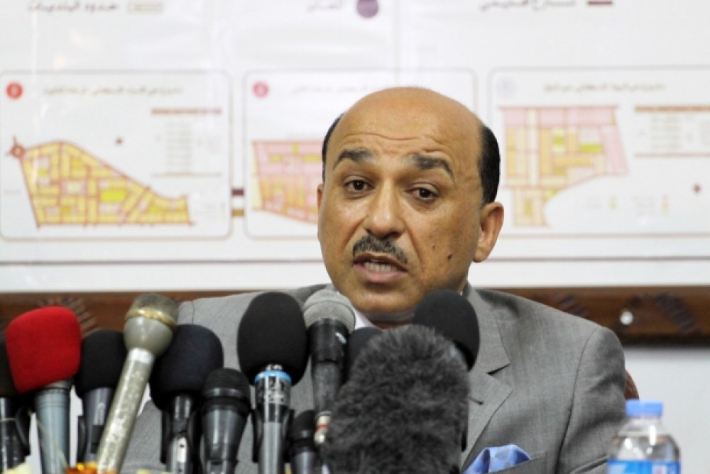 وزير الأشغال العامة والإسكان مفيد الحساينة 